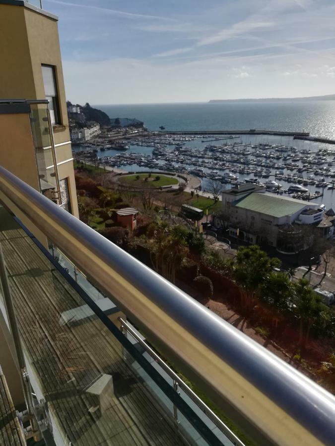 Panoramic Sea Views, Sleeps 4, Torquay Apartment Exterior photo